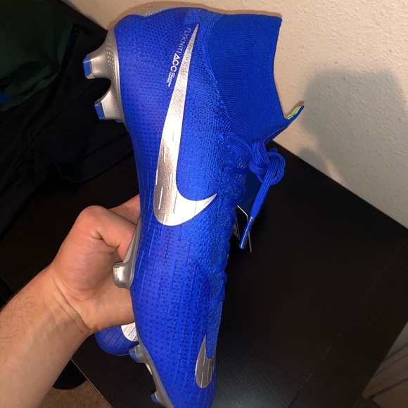 Nike wouldn’t let me return them (30 day policy). - Picture 5 of 5